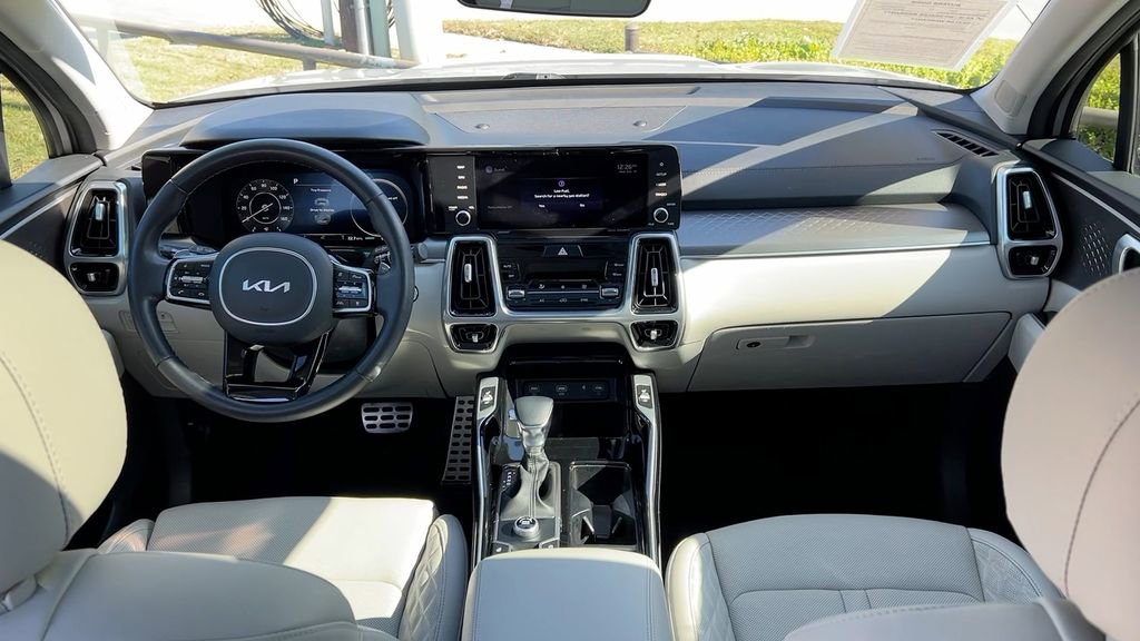 Used 2022 Kia Sorento SX image 21