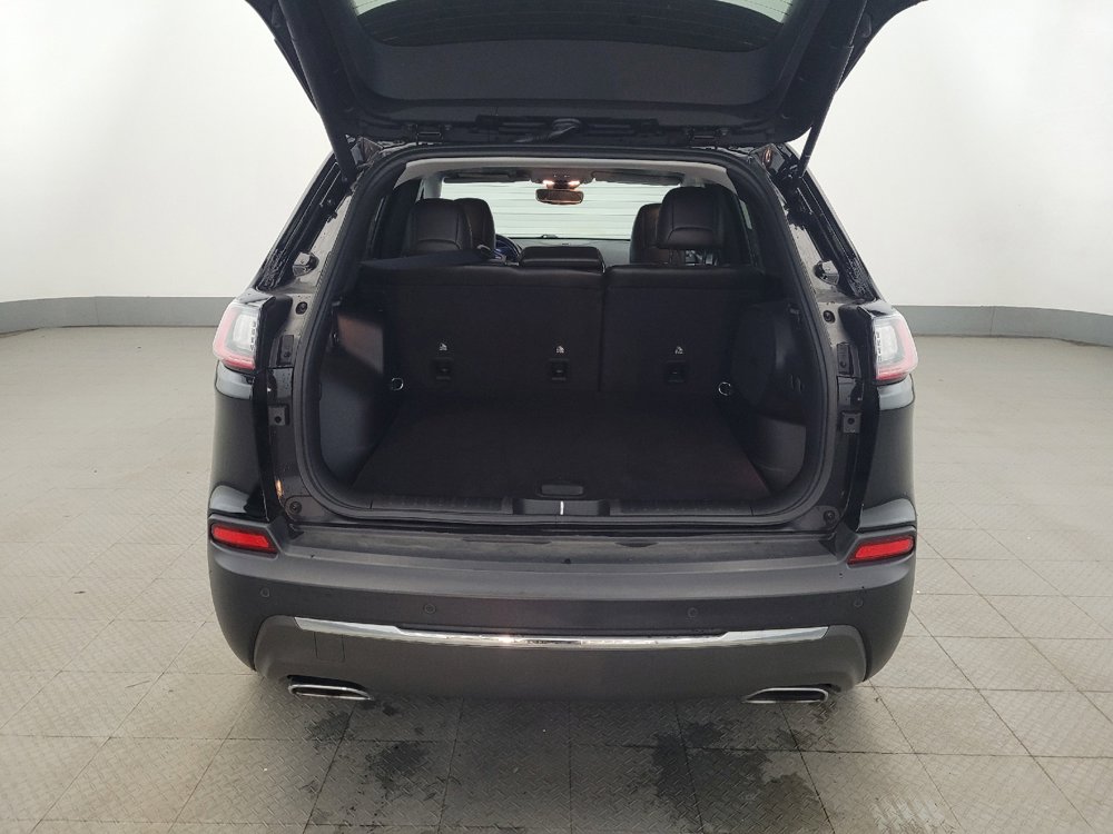 Used 2021 Jeep Cherokee Limited AWD/4WD image 29