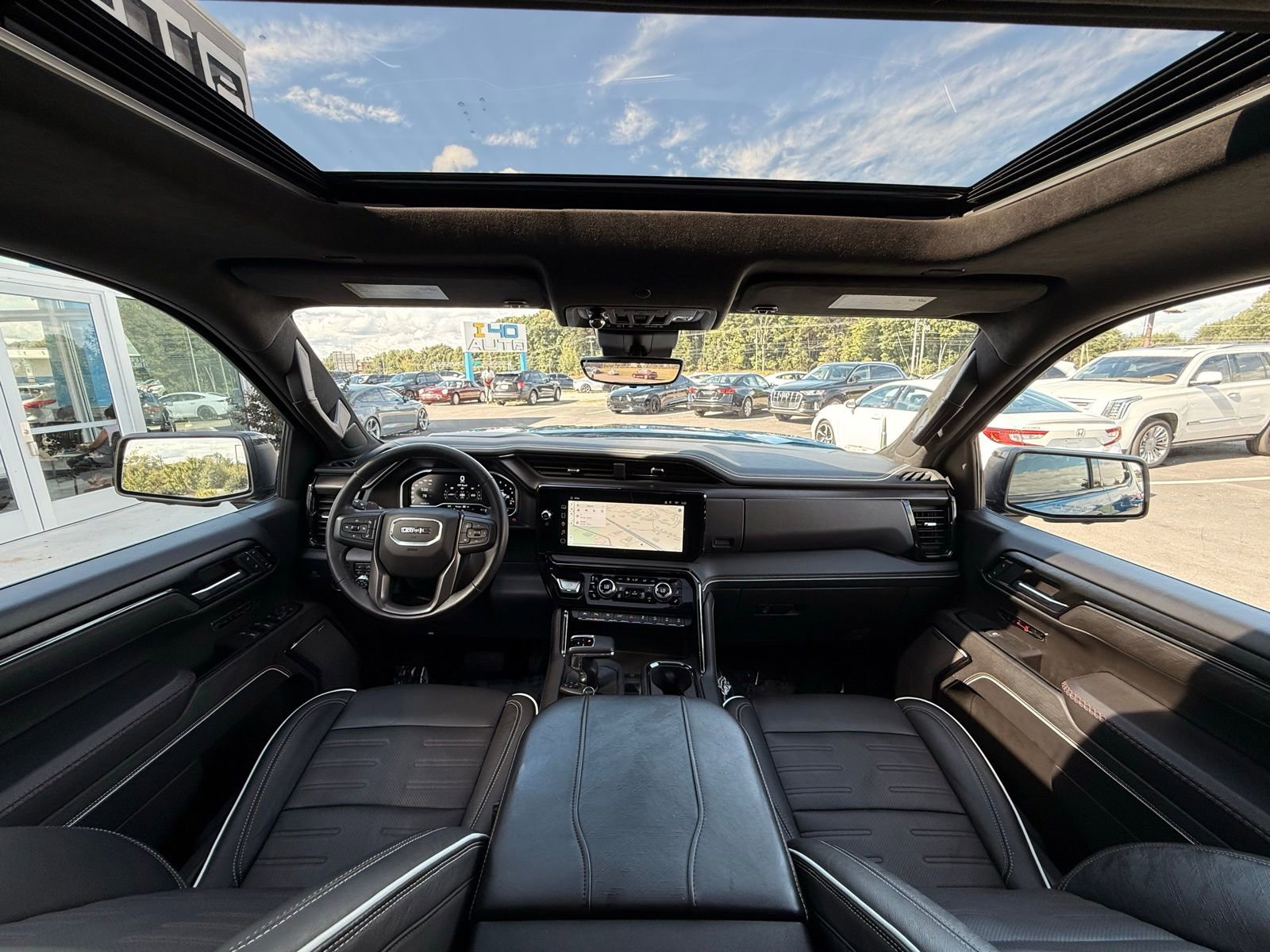 Used 2023 GMC Sierra 1500 AT4X image 31