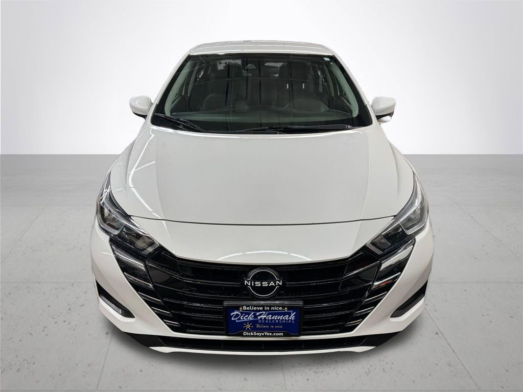 Used 2024 Nissan Versa SV image 10