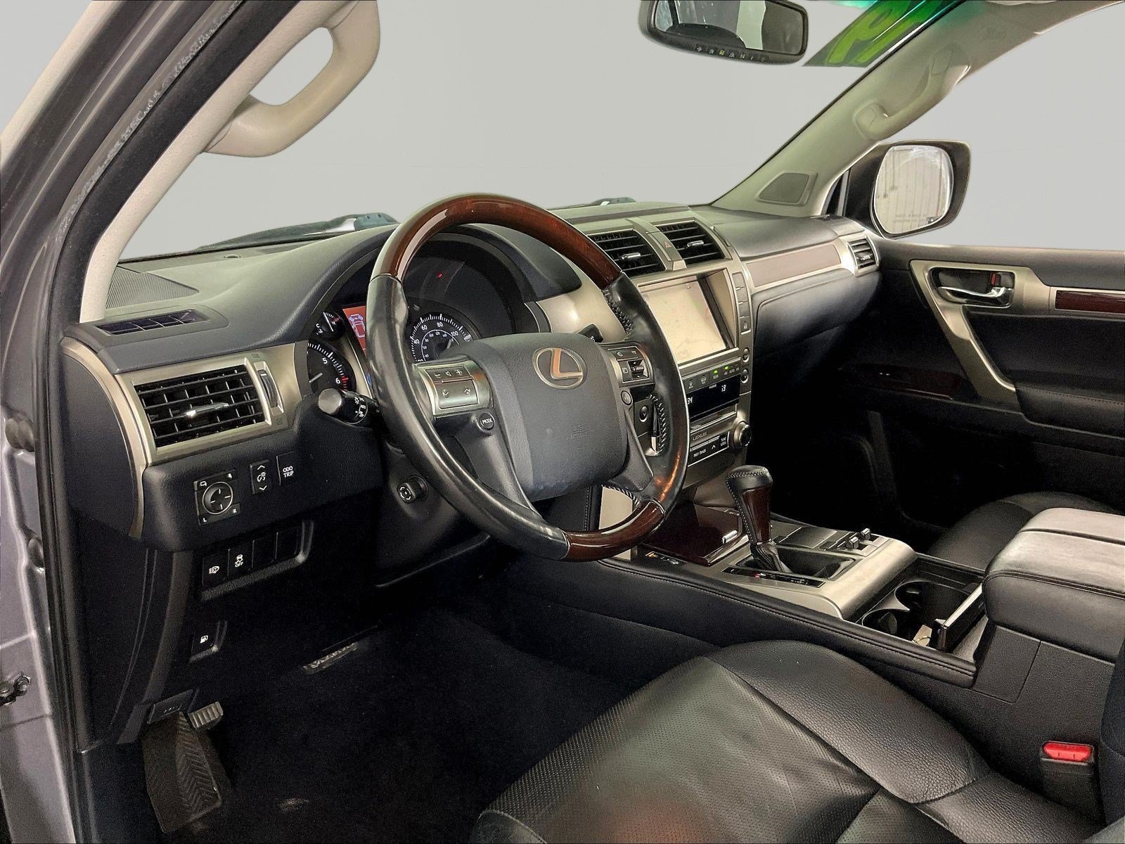 Used 2019 Lexus GX 460 Premium AWD/4WD image 17