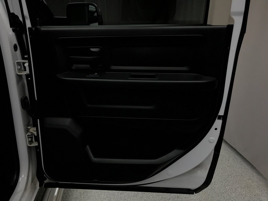 Used 2017 RAM 1500 Express image 15