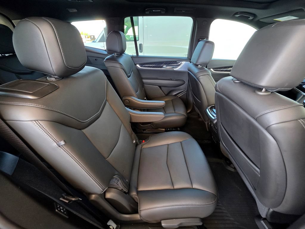 Used 2025 Cadillac XT6 Premium Luxury w/ LPO, Floor Liner Package AWD/4WD image 64