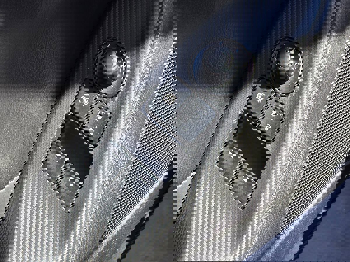 Used 2022 MAZDA MX-5 Miata Sport image 29