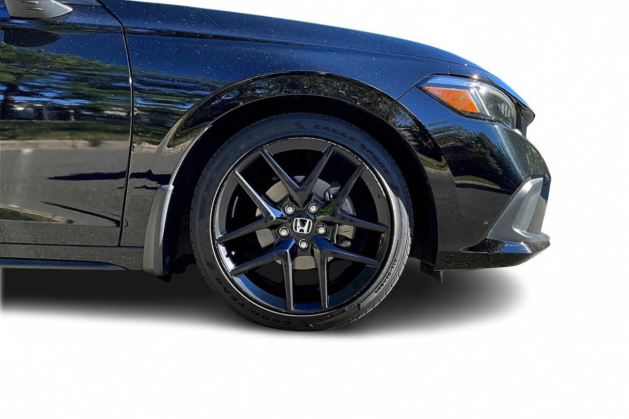 Used 2023 Honda Civic Sport image 30