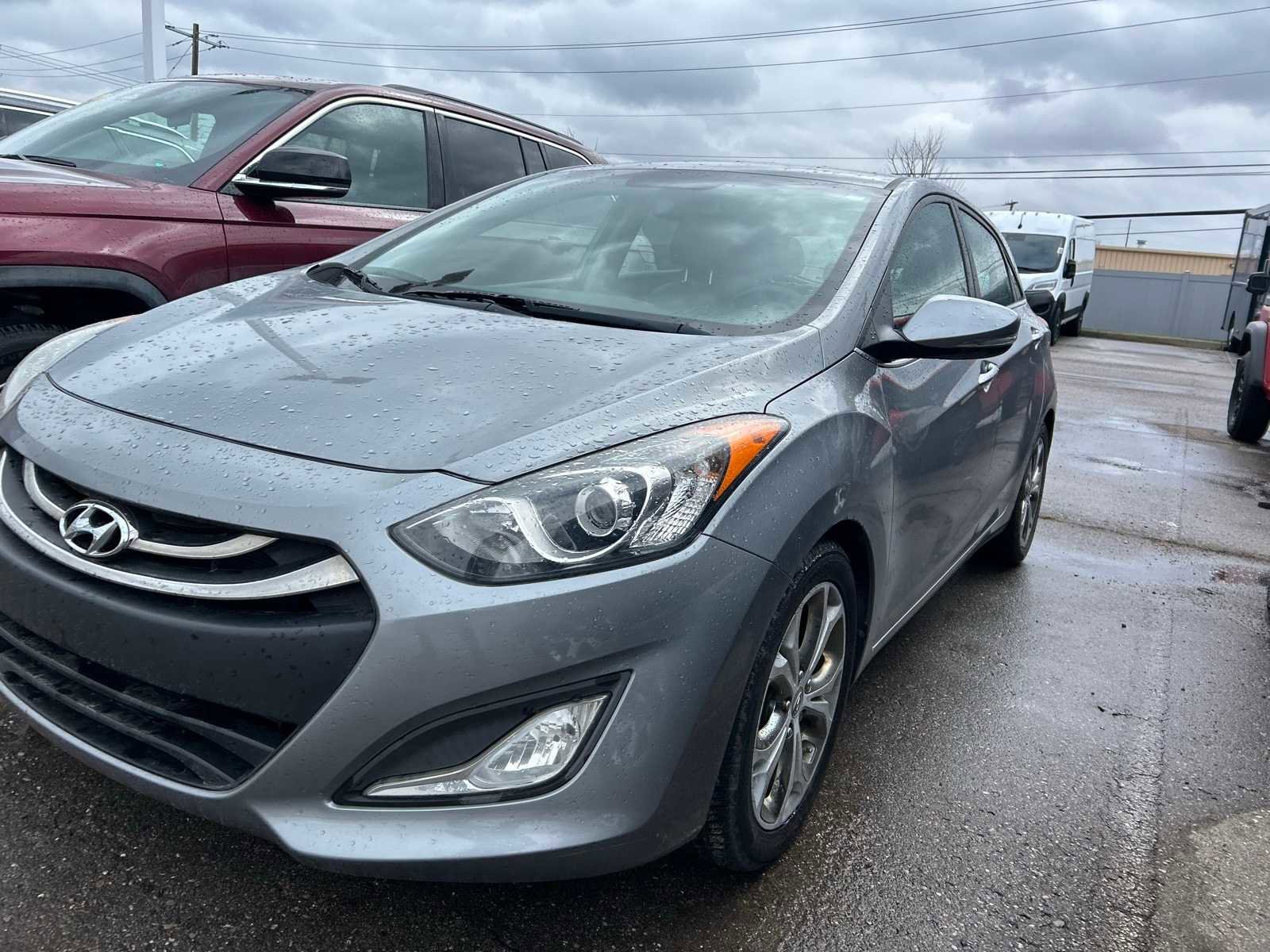 Used 2014 Hyundai Elantra GT w/ Option Group 02 image 4
