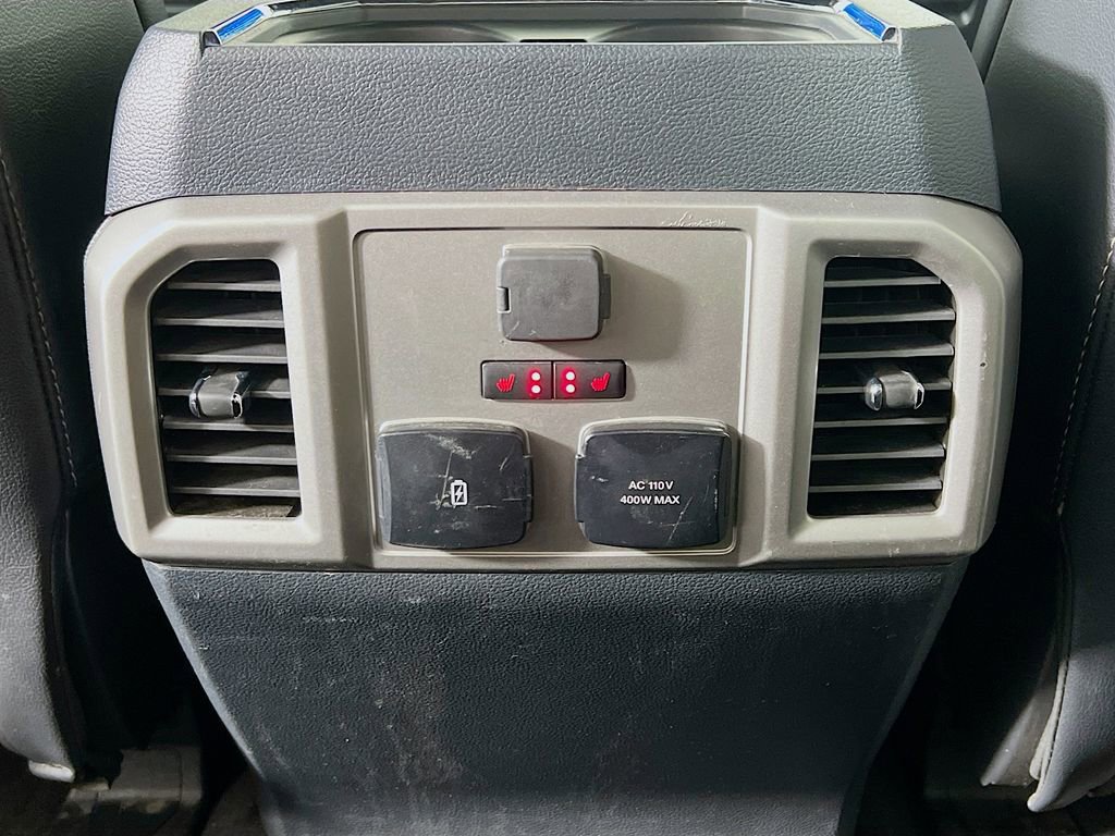 Used 2022 Ford F250 Lariat w/ Black Appearance Package AWD/4WD image 25