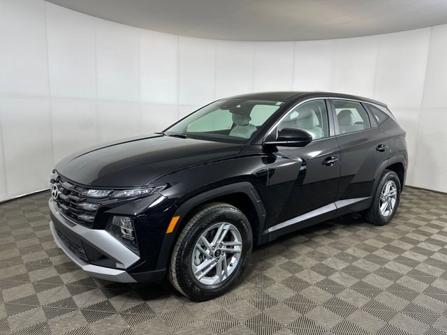 Used 2025 Hyundai Tucson SE AWD/4WD image 7