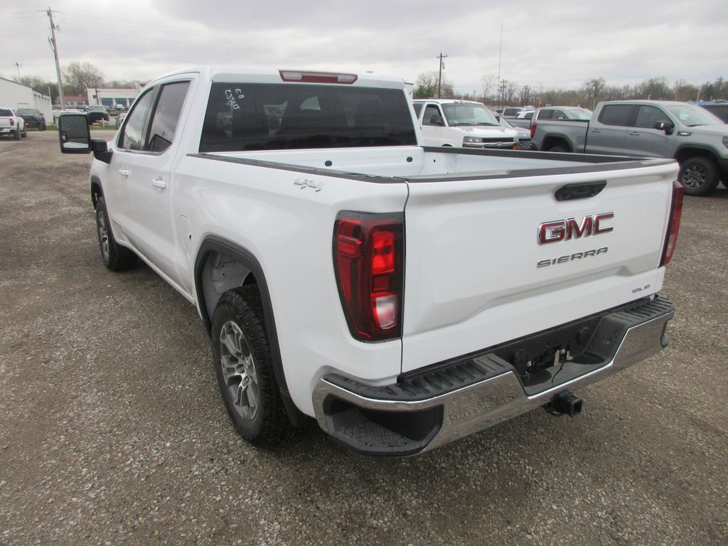 New 2026 GMC Sierra 1500 SLE image 7