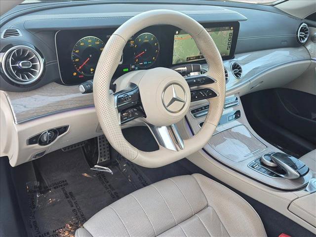 Used 2023 Mercedes-Benz E 450 Cabriolet image 10