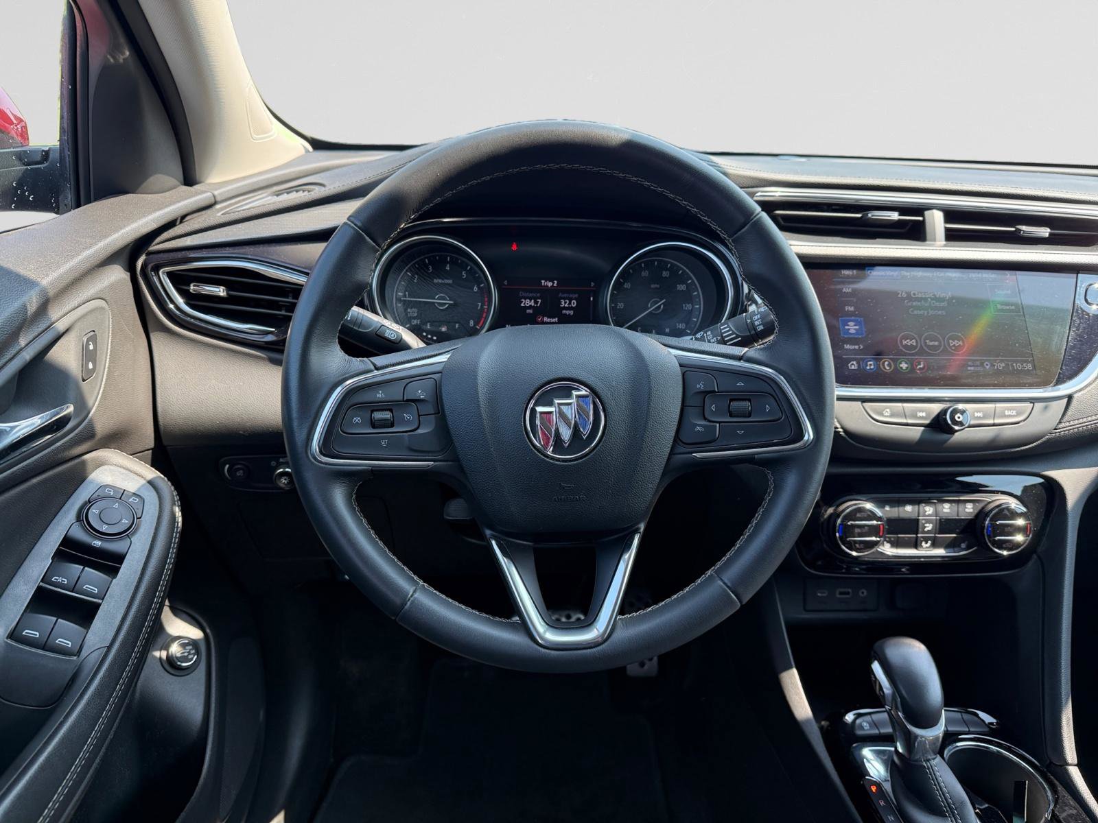 Used 2023 Buick Encore GX Select w/ Sport Touring Package image 12