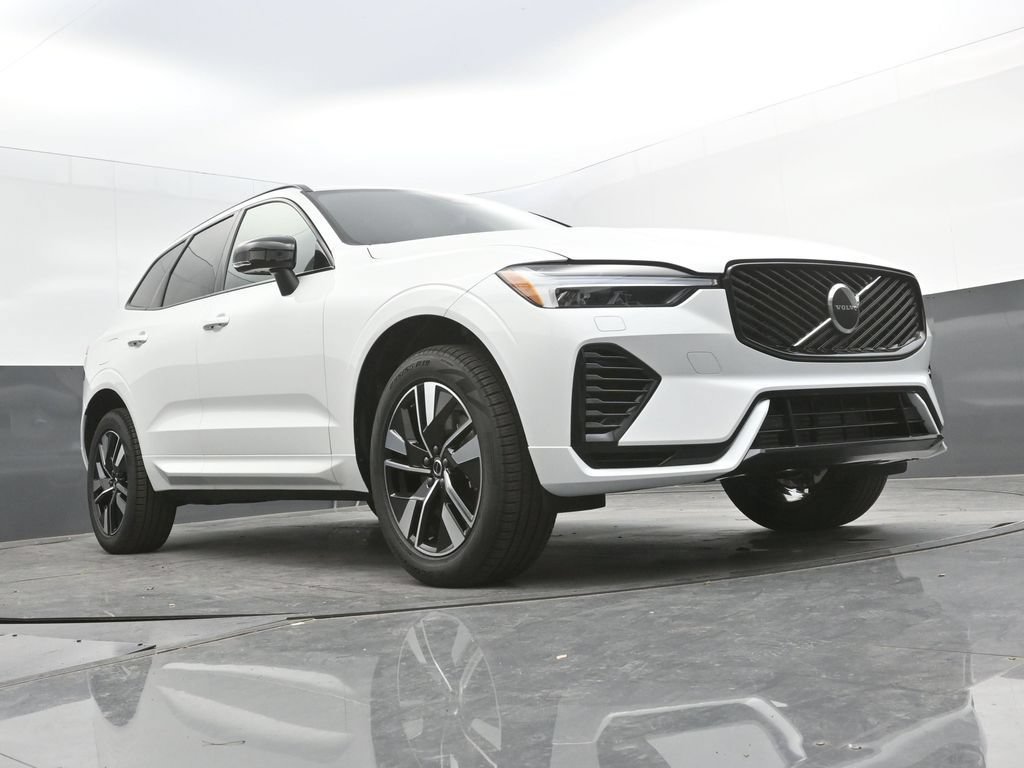 New 2026 Volvo XC60 T8 Core w/ Climate Package AWD/4WD image 38