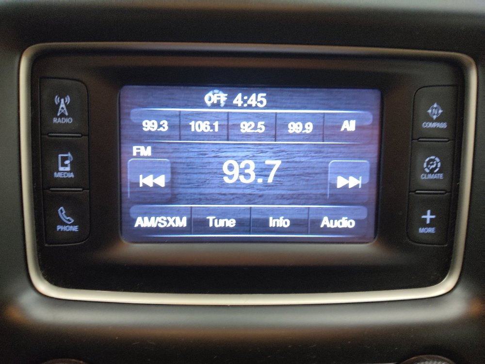 Used 2014 Jeep Grand Cherokee Limited image 25