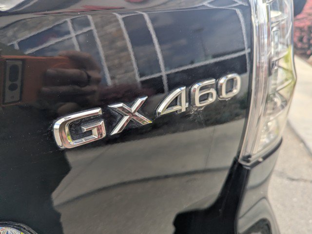 Used 2018 Lexus GX 460 Premium w/ Premium Package AWD/4WD image 32