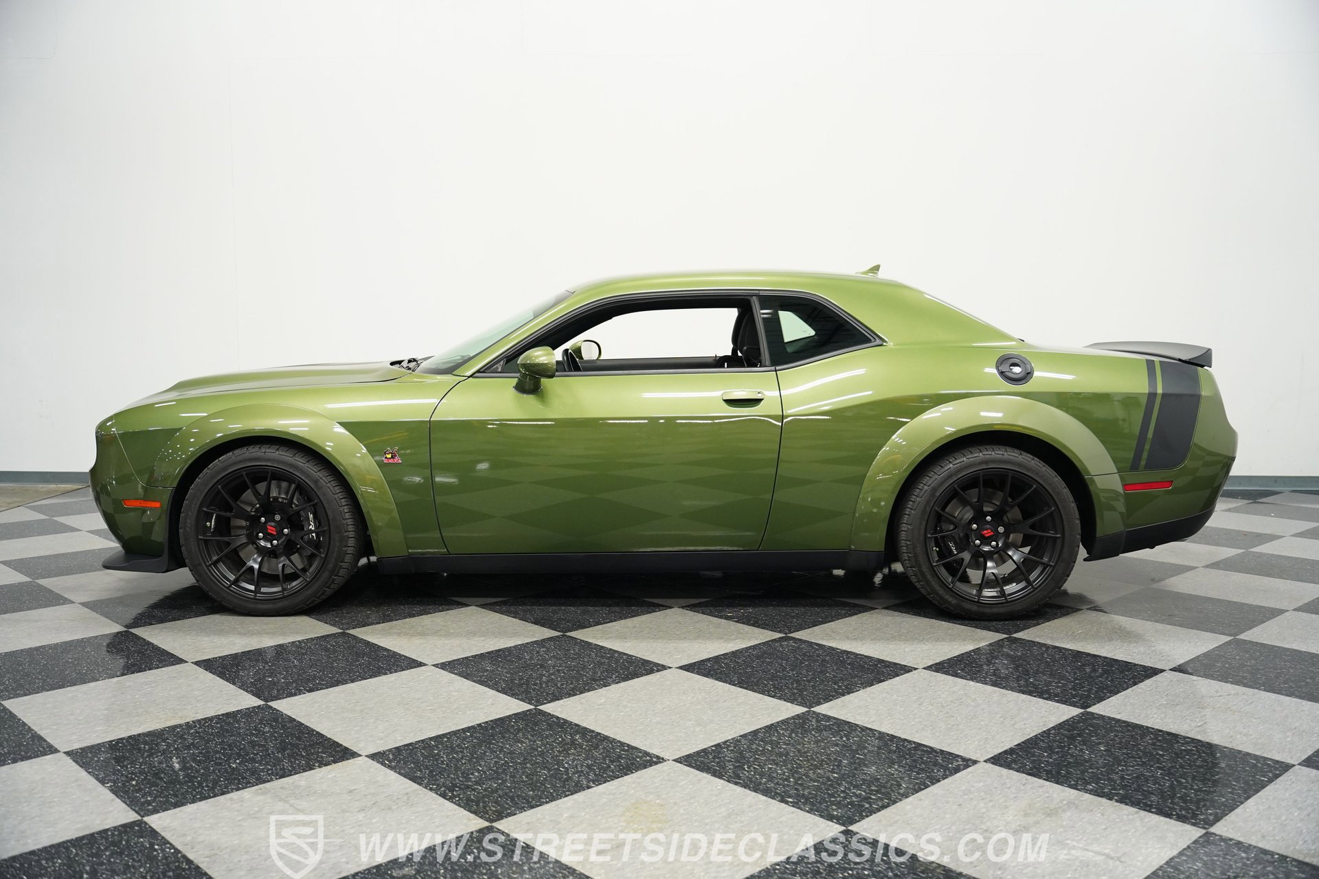 Used 2022 Dodge Challenger R/T Scat Pack image 2