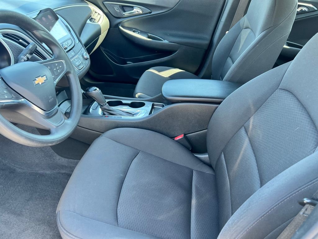 Used 2020 Chevrolet Malibu LS w/ LPO, Convenience Package 1 image 10