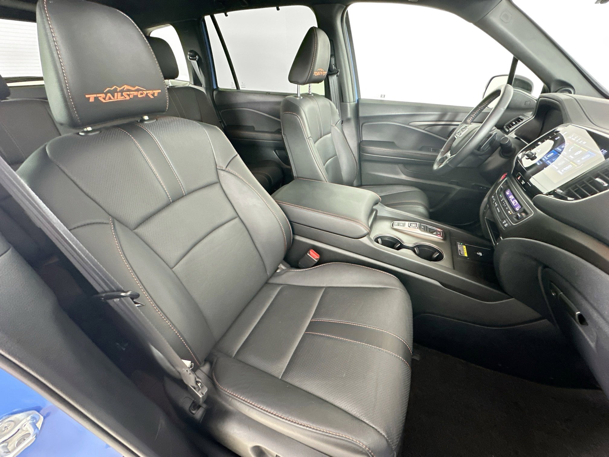 Used 2025 Honda Passport TrailSport image 37