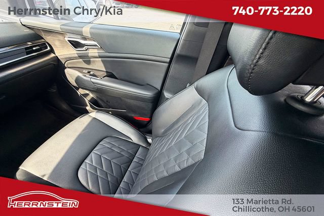 Used 2023 Kia Sportage X-Line AWD/4WD image 11