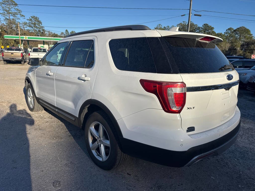 Used 2016 Ford Explorer XLT AWD/4WD image 6