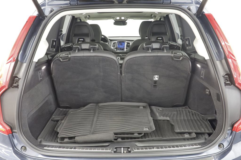 Used 2023 Volvo XC90 B6 Ultimate w/ Protection Package Premier image 19