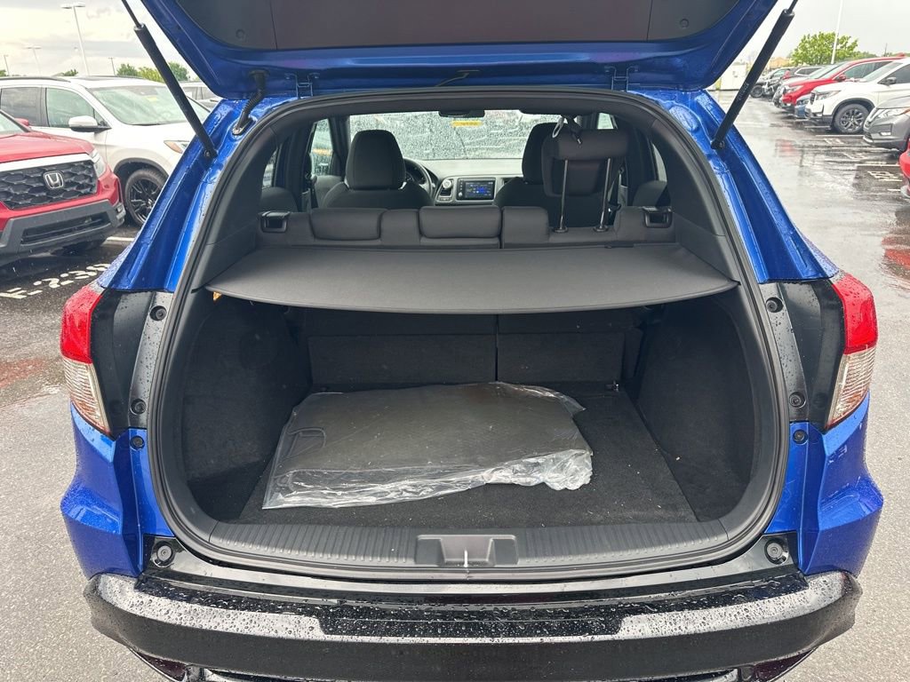 Used 2021 Honda HR-V Sport image 10