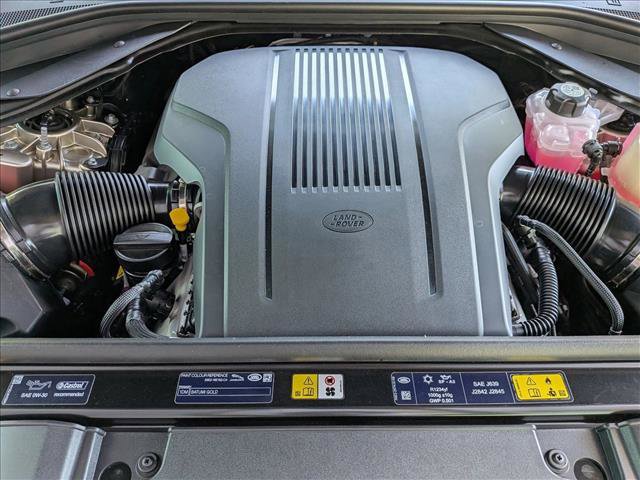 New 2026 Land Rover Range Rover SE image 16