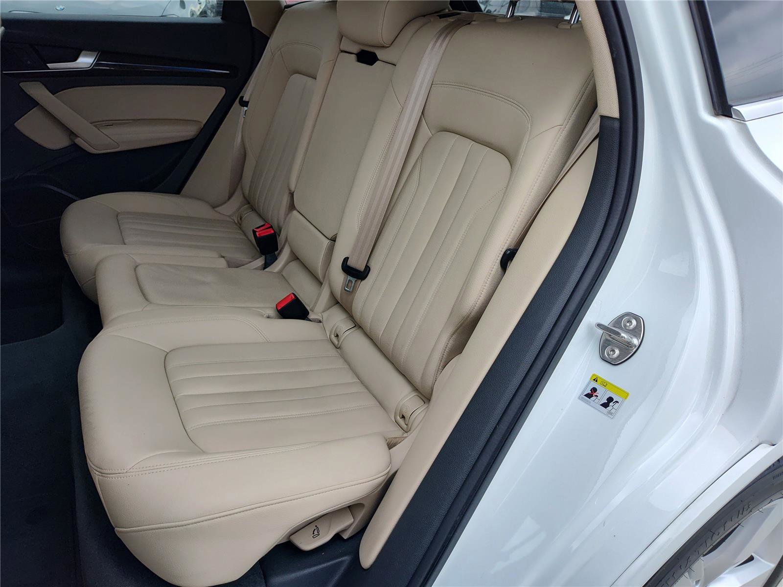 Used 2019 Audi Q5 Prestige w/ Prestige Package image 26