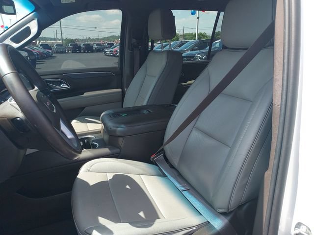 Used 2023 GMC Yukon XL SLT AWD/4WD image 17
