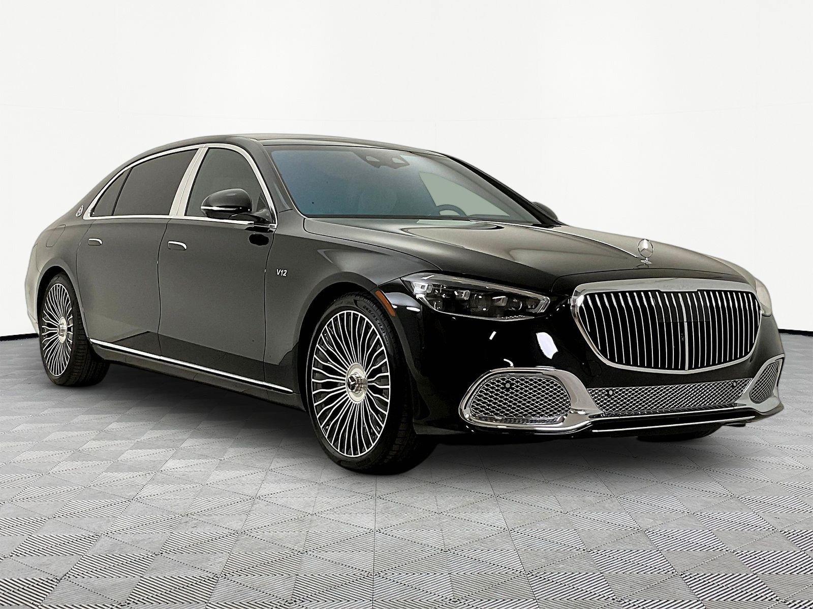 Certified 2026 Mercedes-Benz Maybach S 680 4MATIC image 3