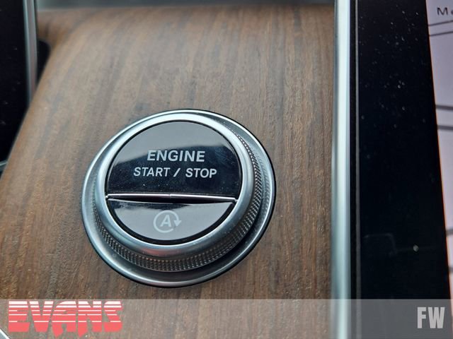 Used 2023 Mercedes-Benz GLC 300 4MATIC image 6