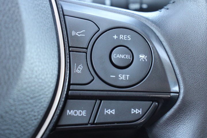 Used 2023 Toyota RAV4 XLE Premium FWD image 25