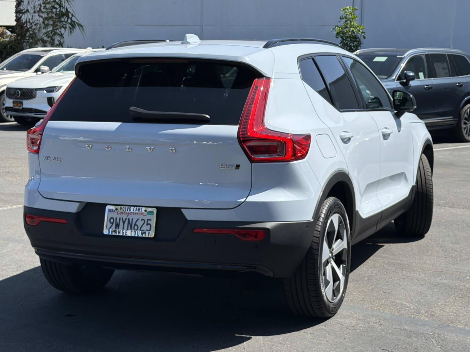New 2026 Volvo XC40 B5 Plus w/ Protection Package Premier AWD/4WD image 5
