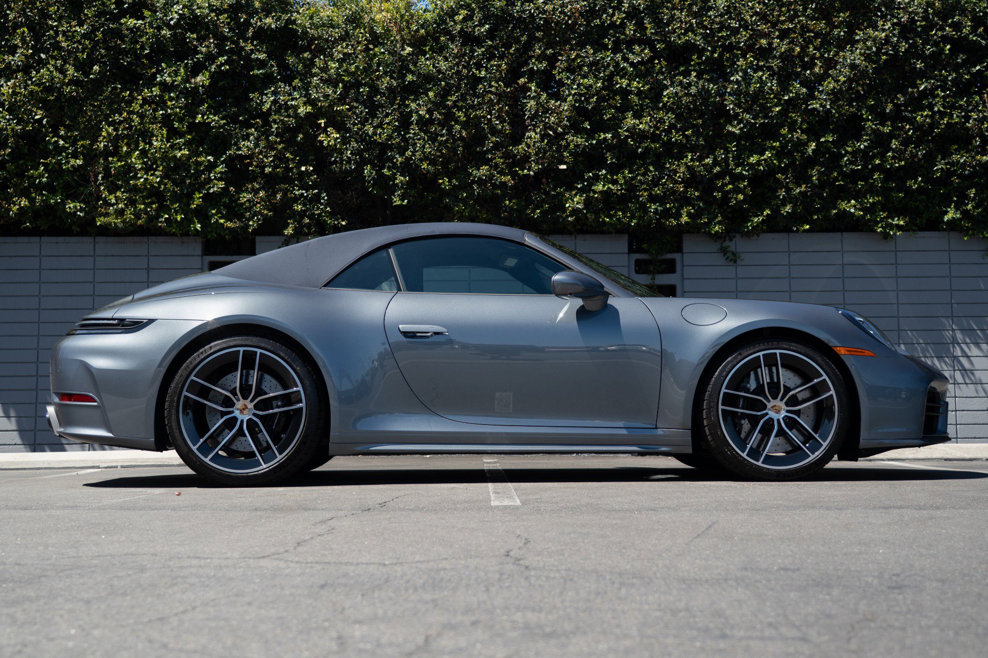 Used 2025 Porsche 911 Carrera S image 9