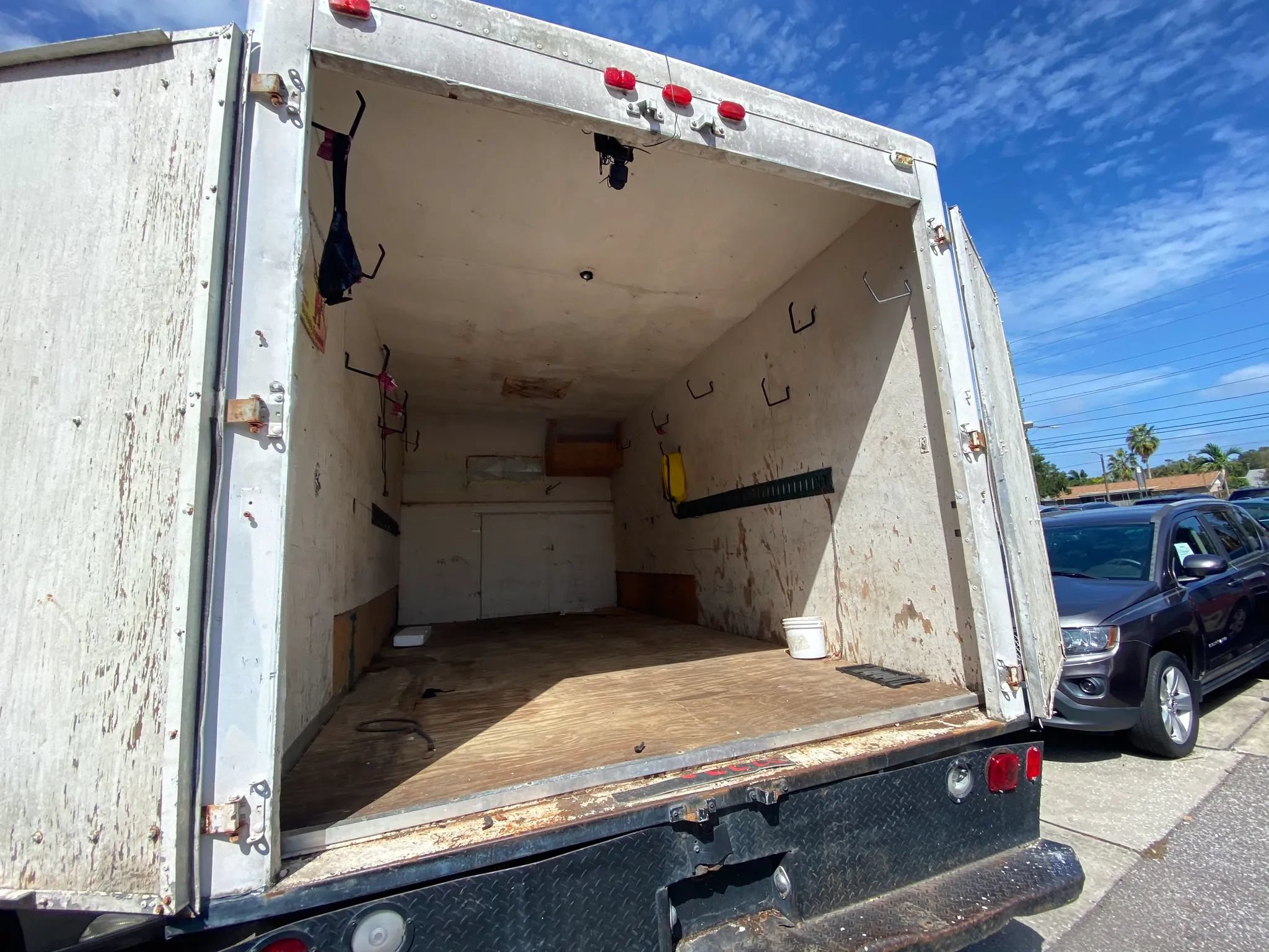 Used 1996 Ford E-350 and Econoline 350 RWD image 28