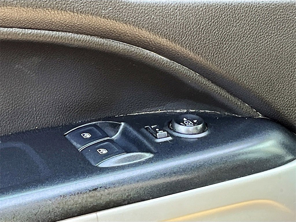 Used 2016 Chevrolet Colorado LT image 17