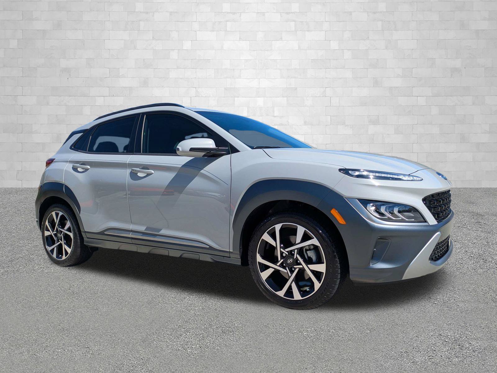 Certified 2023 Hyundai Kona Limited w/ Cargo Package FWD image 1