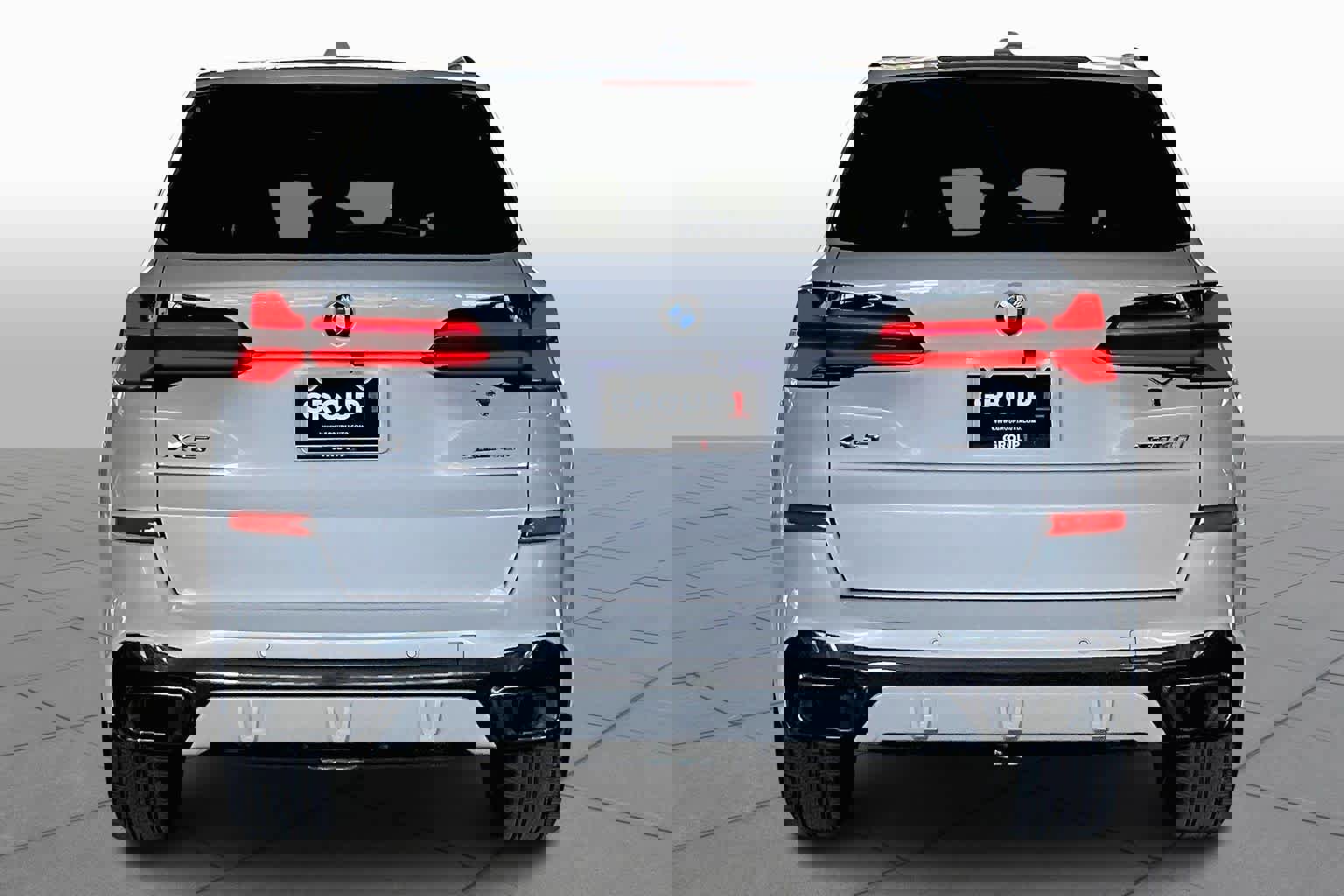 Certified 2025 BMW X5 sDrive40i w/ Executive Package image 4