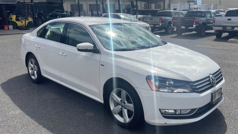 Used 2015 Volkswagen Passat 1.8T Limited Edition FWD image 4
