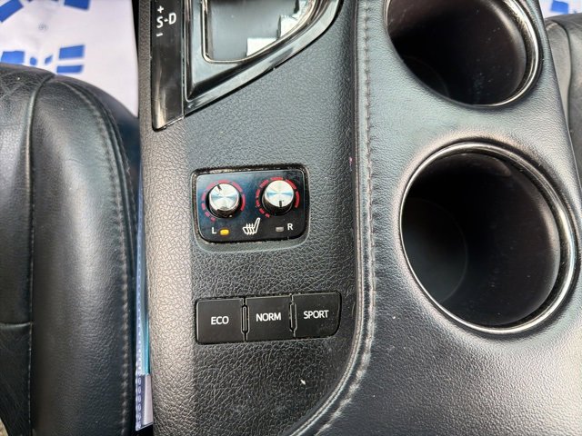 Used 2017 Toyota Avalon Touring w/ Carpet Mat Package image 34