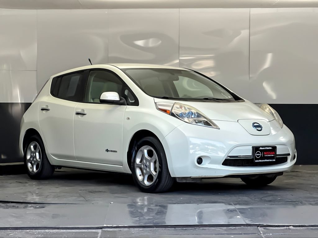 Used 2012 Nissan Leaf SV