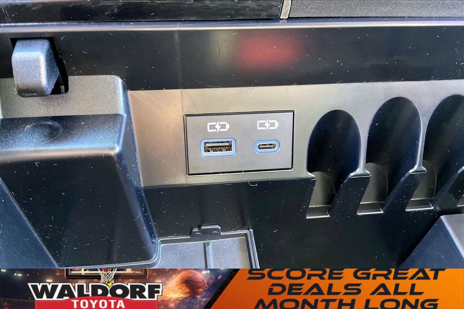 Used 2024 Toyota Tundra SR5 image 38