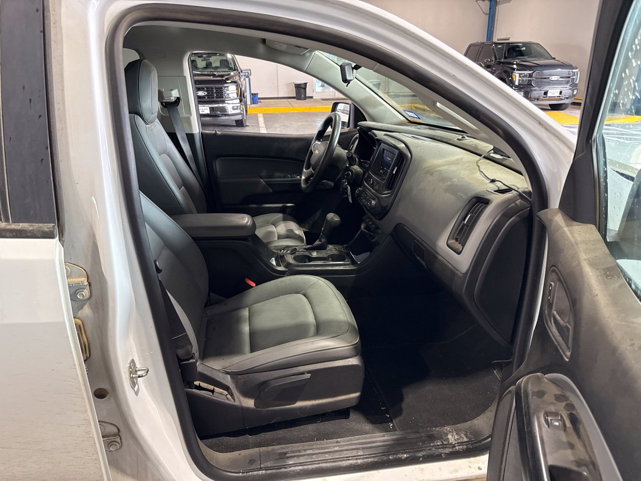 Used 2020 Chevrolet Colorado W/T w/ WT Convenience Package RWD image 12