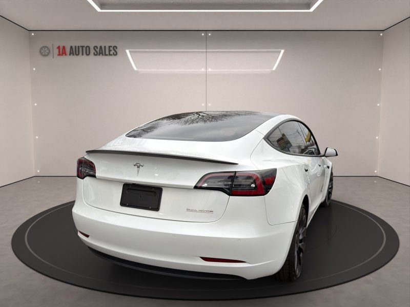 Used 2021 Tesla Model 3 Performance image 5