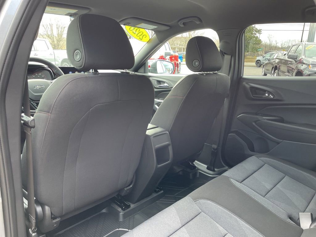 New 2026 Chevrolet Trax RS w/ Driver Confidence Package image 40