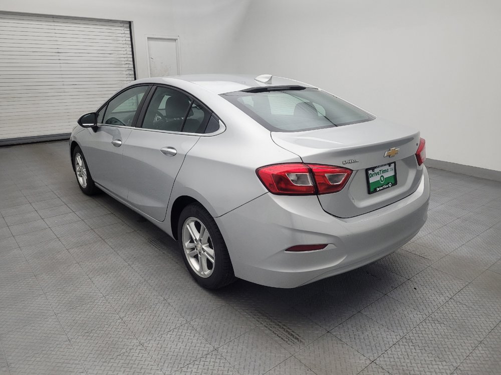 Used 2017 Chevrolet Cruze LT w/ Convenience Package FWD image 5
