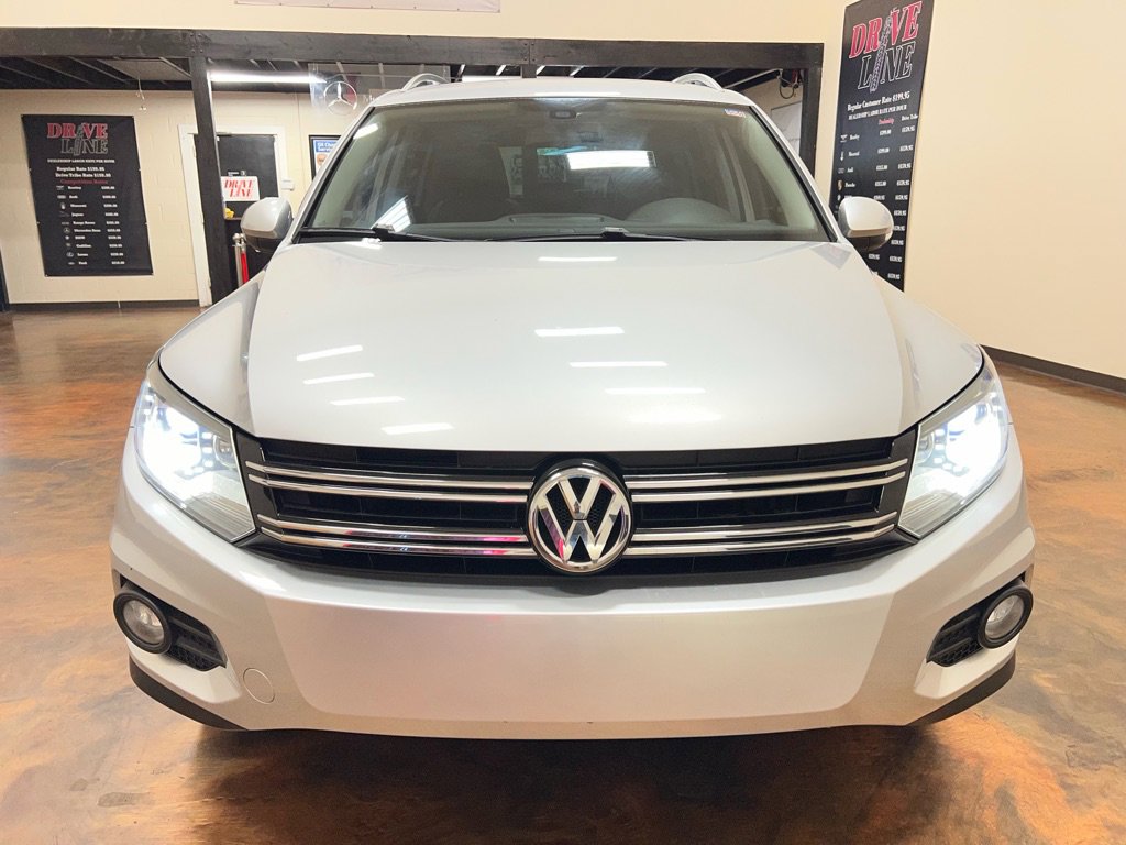 Used 2016 Volkswagen Tiguan SE image 4