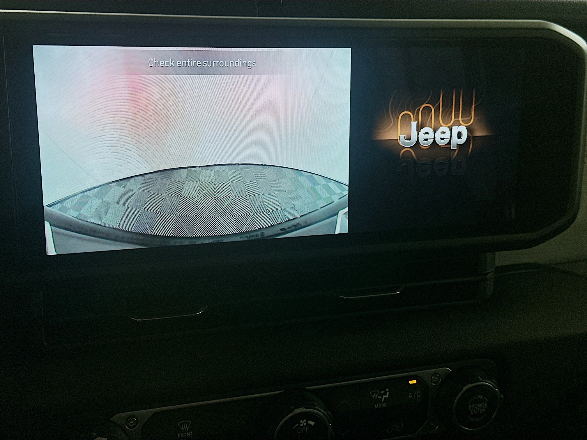 Used 2024 Jeep Wrangler Unlimited AWD/4WD image 21