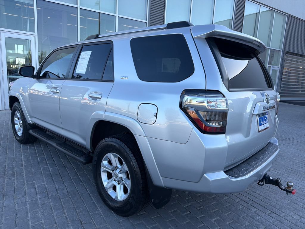 Used 2019 Toyota 4Runner SR5 Premium AWD/4WD image 3