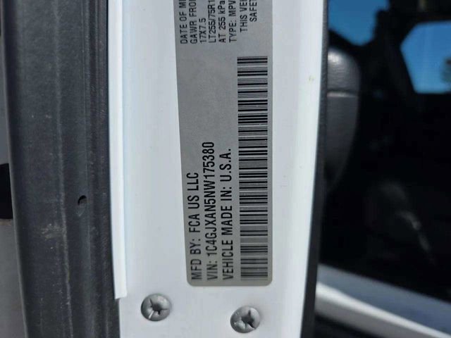 Certified 2022 Jeep Wrangler Sport AWD/4WD image 35