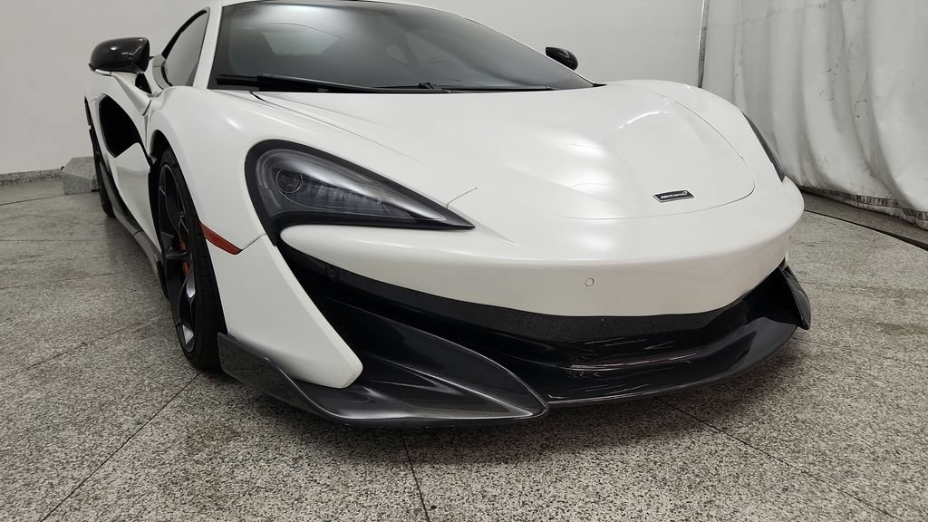 Used 2019 McLaren 600LT RWD image 11